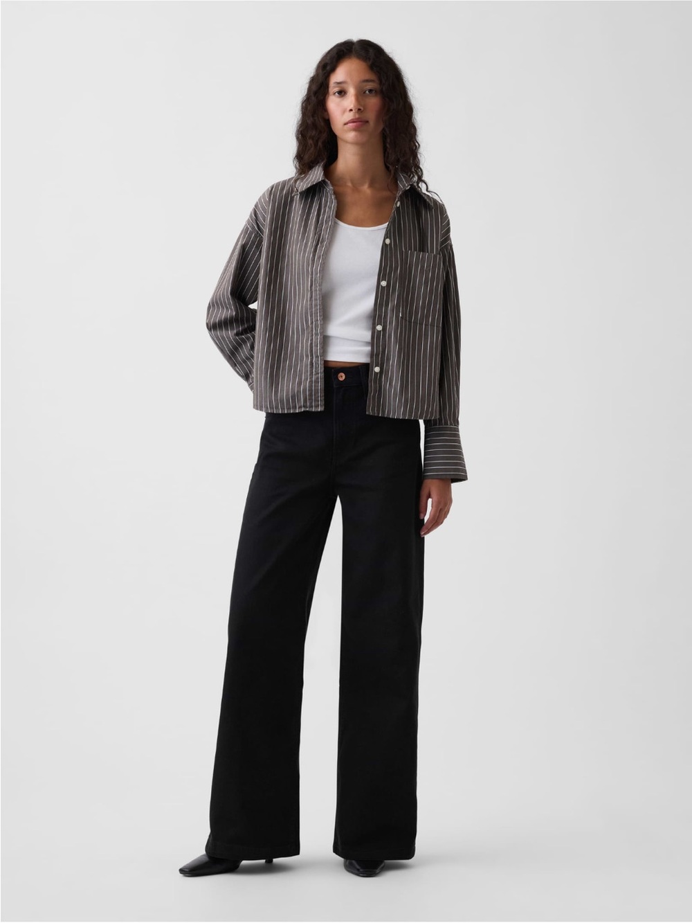 NWOT - Gap - High Rise Stride Wide Leg Jeans - Absolute Black - Size 25
